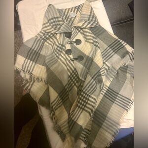 Preppy Print Wool Blend Cape - Sonoma